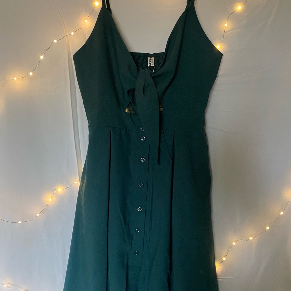 Beautiful green short dress!